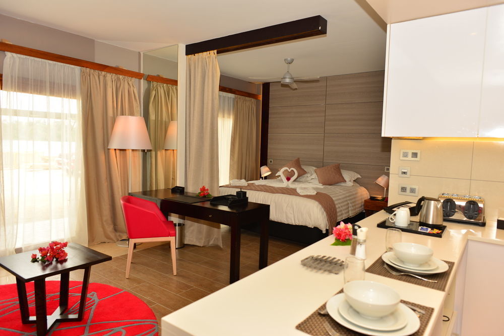 Ramada Resort By Wyndham Порт-Вила Экстерьер фото